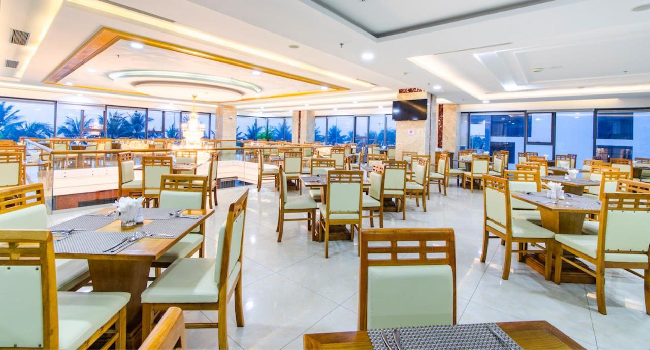 Serene Beach Hotel Danang Exterior photo