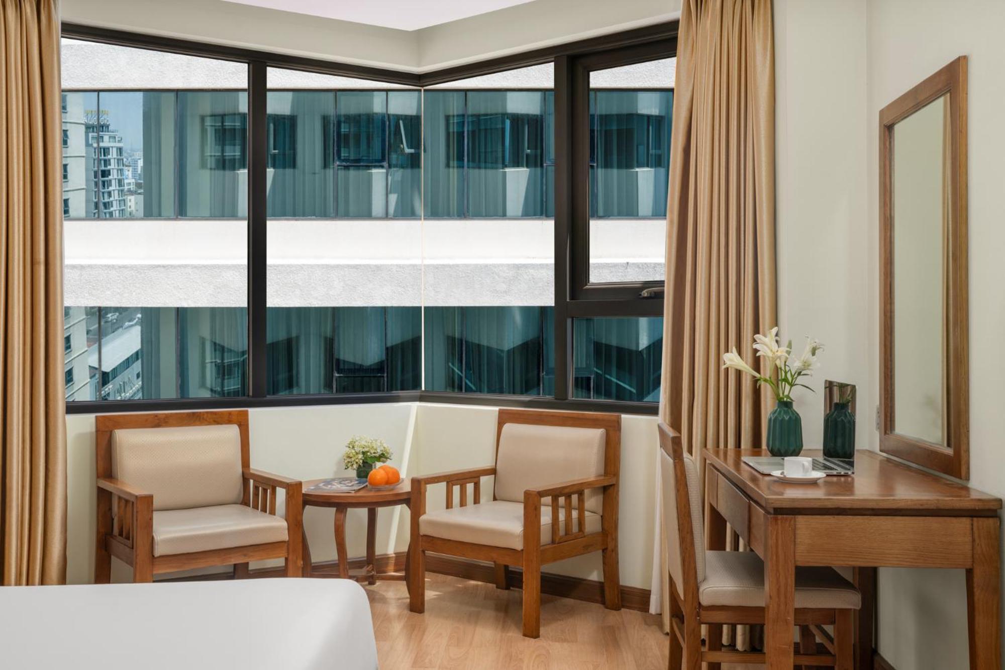 Serene Beach Hotel Danang Exterior photo